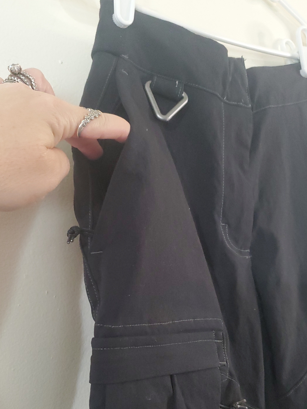 Nike ACG Smith Summit Cargo Pants Size XS Black Water-Resistant Outdoor Perform - Picture 2 of 15